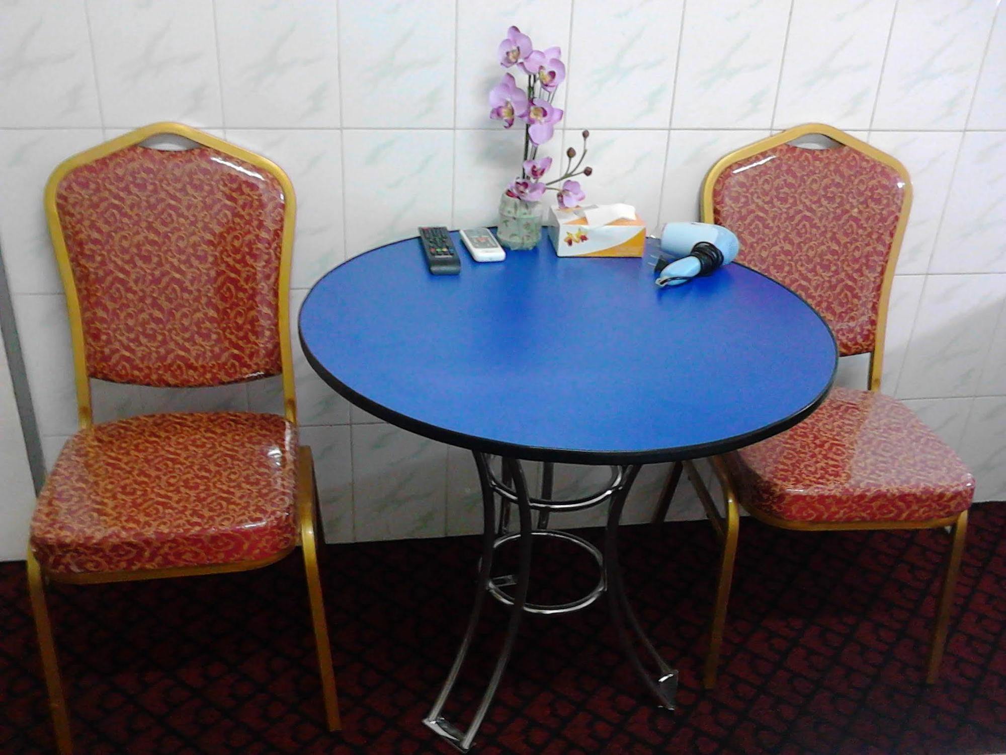 Silver Moon Hotel Yangon Eksteriør bilde